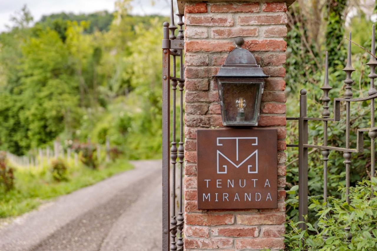 Tenuta Miranda Cassinasco エクステリア 写真